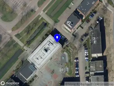 Brandweer met gepaste spoed naar de Kastanjelaan in Ridderkerk vanwege een liftopsluiting