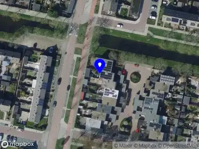 Ambulance met grote spoed naar de Mariniersweg in Oud-Beijerland