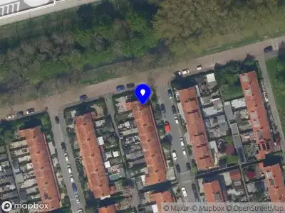 Ambulance met gepaste spoed naar de Wielrenstraat in Rotterdam