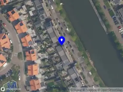 Ambulance met gepaste spoed naar de Orteliusdreef in Bergschenhoek