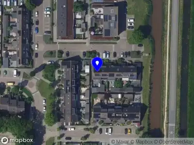 Ambulance met grote spoed naar de Kamillestraat in Bleskensgraaf