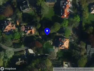 112 melding Ambulance met gepaste spoed naar de Huijghens Backerlaan in Bloemendaal