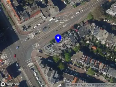 Traumahelikopter met grote spoed naar de Geestbrugweg in Rijswijk