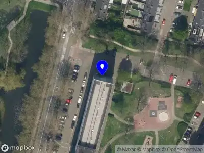 Ambulance met gepaste spoed naar de Rijnsingel in Ridderkerk