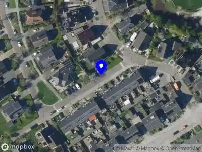 Ambulance met grote spoed naar de Polderlaan in 't Veld