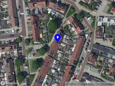 Ambulance met grote spoed naar de Mina Krüseman-erf in Dordrecht