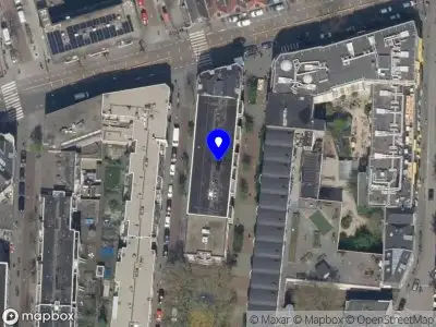 Ambulance met grote spoed naar de Josephstraat in Rotterdam