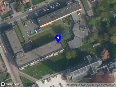 Ambulance met gepaste spoed naar de Mr. Dr. van den Helmlaan in Pijnacker