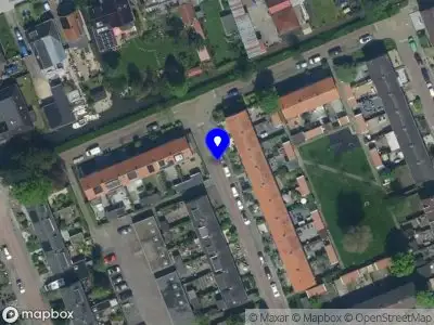 Ambulance met grote spoed naar de Hoopstraat in Oostzaan