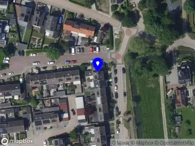 Ambulance met gepaste spoed naar de Kastanjelaan in Oud-Alblas