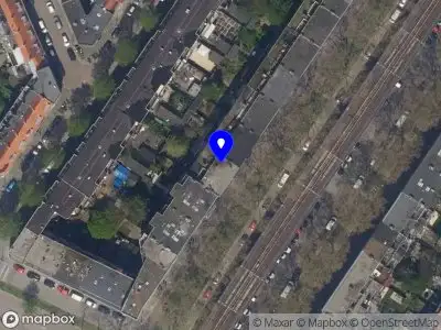 Ambulance met gepaste spoed naar de Mijnsherenlaan in Rotterdam