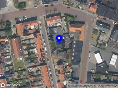 Ambulance met grote spoed naar de Wilhelminastraat in Rozenburg