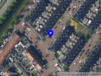 Ambulance met grote spoed naar de Jo Hendrichslaan in 's-Gravenhage