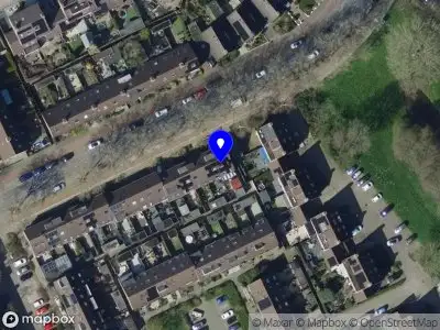 Ambulance met grote spoed naar de Beethovenlaan in Zwijndrecht