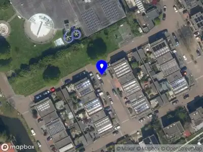 Ambulance met grote spoed naar de Harriët Freezerstraat in Maassluis