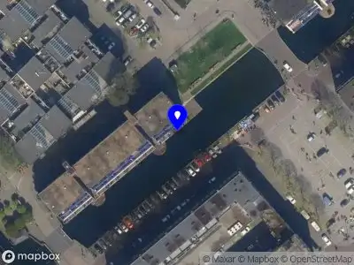 Ambulance met grote spoed naar de Binnenrotte in Rotterdam