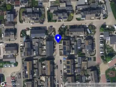 Brandweer met grote spoed naar de Pastoor Görtzstraat in Oud Ade vanwege afhijsen patient