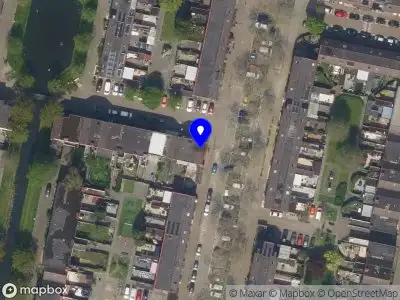Ambulance met grote spoed naar de Blitterswijkstraat in Rotterdam