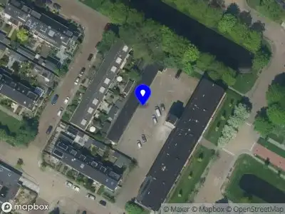 Ambulance met grote spoed naar de Tulpenveld in Castricum