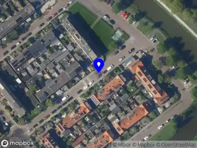 Brandweer met gepaste spoed naar de Piet Heinstraat in Leidschendam vanwege een buitenbrand