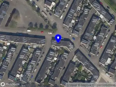 Ambulance met gepaste spoed naar de Damloperplein in Rotterdam