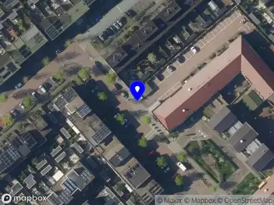 Ambulance met grote spoed naar de Zonnedauw in Alphen aan den Rijn