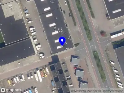 Ambulance met grote spoed naar de Cairostraat in Rotterdam