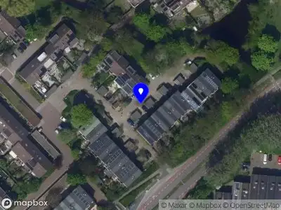 Ambulance met gepaste spoed naar de Hazezegge in Leiden