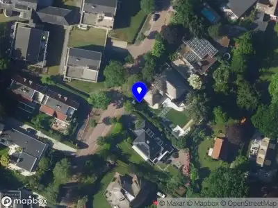 Brandweer met grote spoed naar de Dokter Holtmannweg in Laren vanwege gebouwbrand