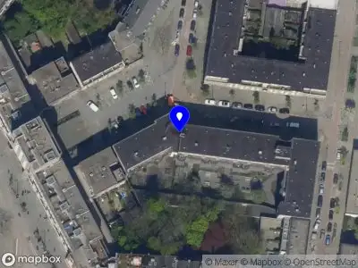 Ambulance naar de Rauwenhoffstraat in Rotterdam