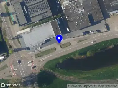 Brandweer met grote spoed naar de Handelsweg in Alphen aan den Rijn vanwege stankoverlast