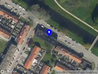 Ambulance met grote spoed naar de Esdoornlaan in Rozenburg