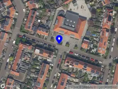 Ambulance met gepaste spoed naar de Chrysantstraat in Vlaardingen