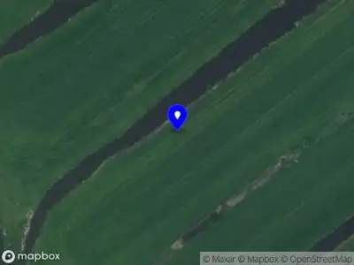 Ambulance met grote spoed naar de Kooiweg in Warder