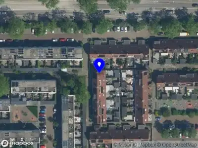 Ambulance met gepaste spoed naar de James Simpsonstraat in Haarlem