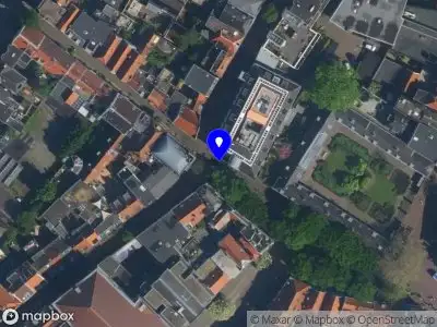 Ambulance met grote spoed naar de Krocht in Haarlem