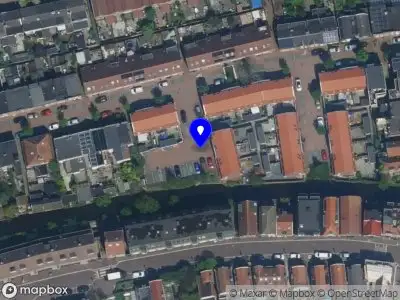 Traumahelikopter naar de Barentszstraat in Zaandam