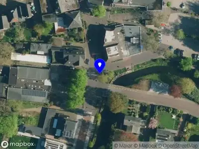 Politie naar de Dijkstraat in Aalten vanwege aanrijding met letsel