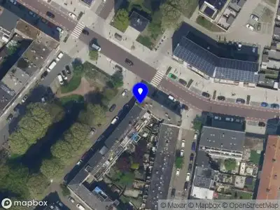Ambulance met gepaste spoed naar de Buys Ballotsingel in Schiedam