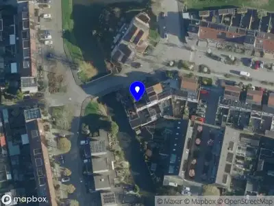 Ambulance met grote spoed naar de Multatulistraat in Gorinchem