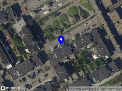 Brandweer met grote spoed naar de Van Dijckstraat in 's-Gravenhage vanwege voertuigbrand