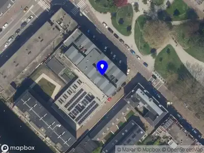 Ambulance met gepaste spoed naar de Lange Nieuwstraat in Schiedam