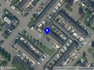 Brandweer met grote spoed naar de Paulus Rinkstraat in Volendam vanwege reanimatie