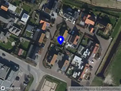 Brandweer met gepaste spoed naar de Augustinushof in Vrouwenpolder vanwege een buitenbrand