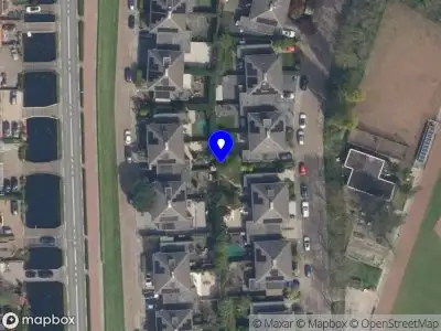 Ambulance met grote spoed naar de Grindweg in Rotterdam