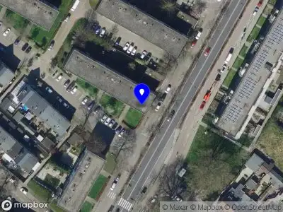 Ambulance met gepaste spoed naar de Burgemeester Kruijffstraat in Ridderkerk