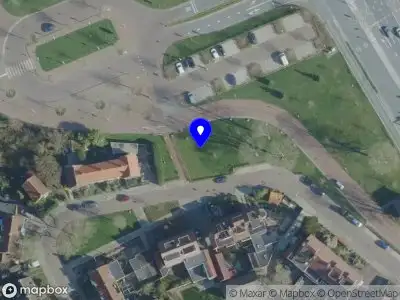Politie naar de Hertog Eduardplein in Lent vanwege aanrijding met letsel