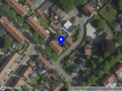 Brandweer met grote spoed naar de Pastoor van Eijsstraat in Geleen vanwege een buitenbrand