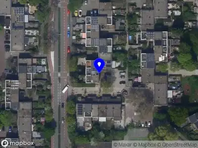 Ambulance met gepaste spoed naar de Eiberoord in Leiden