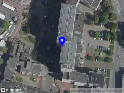 Brandweer met grote spoed naar de Ameidepark in Helmond vanwege gebouwbrand